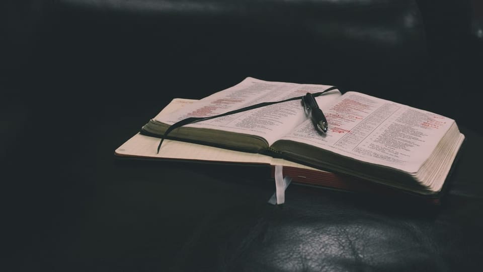 Bibliatanulmány: Táplálék kenyéren túl